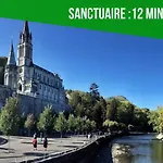 Loc Trotteur Le Safran F2 Grand Confort, Gare Sncf De Lourdes